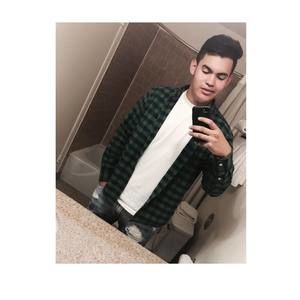 Meet your Posher, Erick